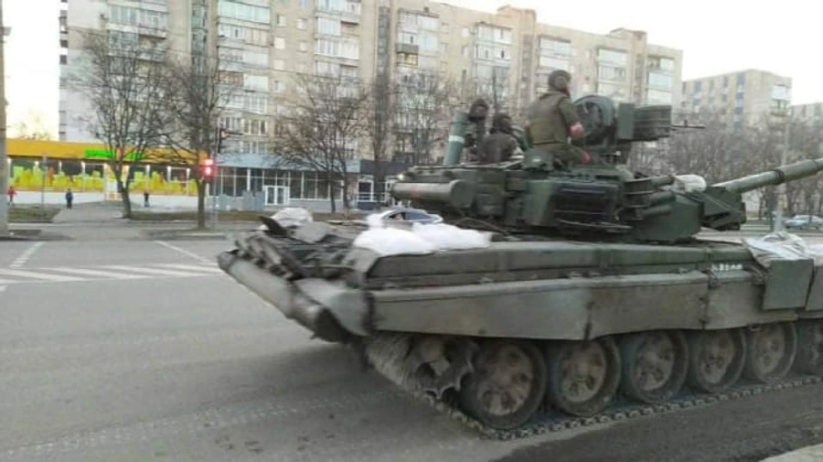 Террористы, прибывшие со спецзадачей: ВСУ просят сообщать о колонне с буквой V