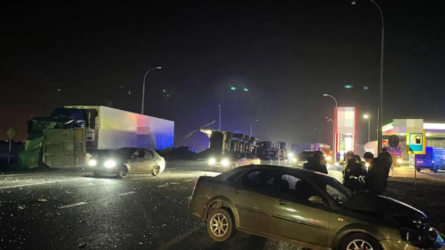 Под Харьковом произошло масштабное ДТП: трое погибших, пятеро раненых