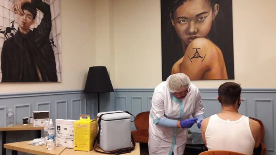 Найвищий захист від Covid у тих, хто і перехворів, і вакцинувався – МОЗ