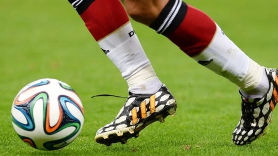 Динамо побеждает Зарю и выходит на второе место