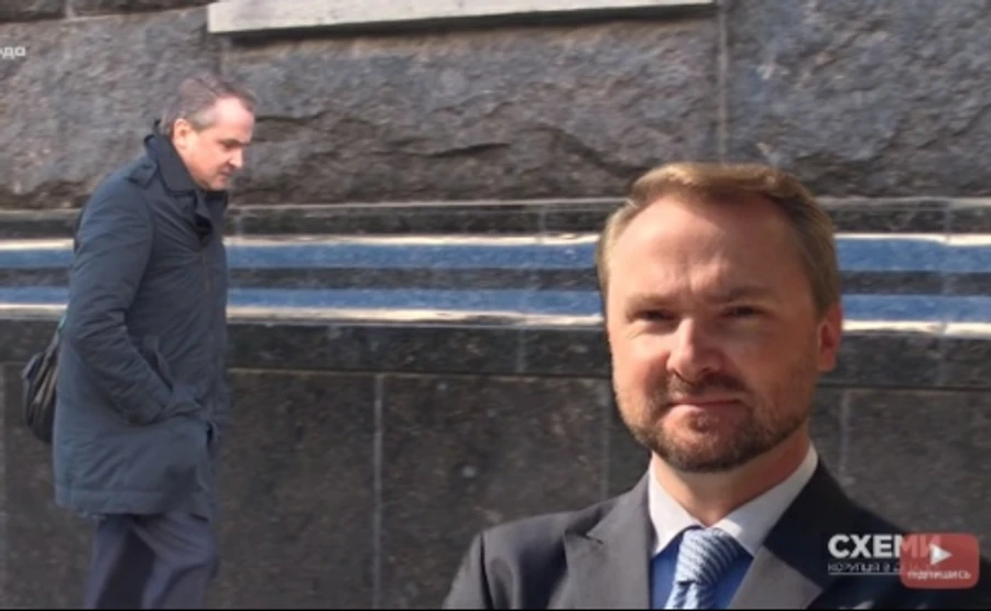 Бывший консул, защищавший Януковича, работает советником Богдана – Схемы