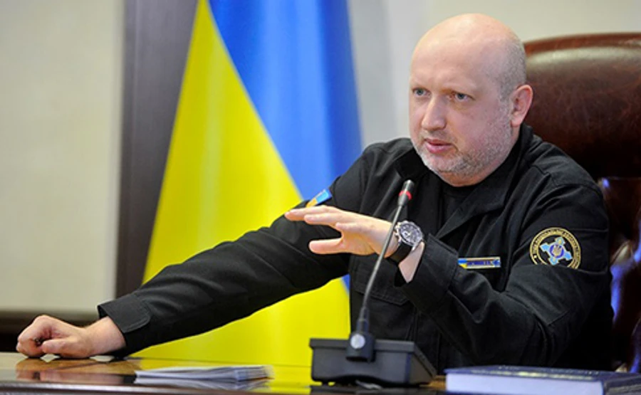 Турчинов: РФ може розпочати широкомасштабні бойові дії у будь-який момент