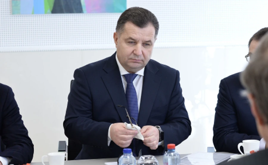 Полторак похвалив свого підозрюваного в корупції заступника