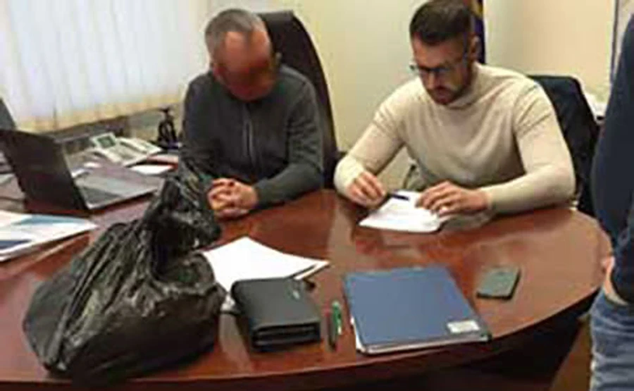 Замглавы Шевченковской РГА в Киеве арестовали с возможностью залога