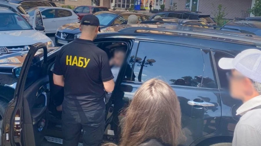 НАБУ и САП рассказали подробности разоблачения нардепа и чиновников на взятке