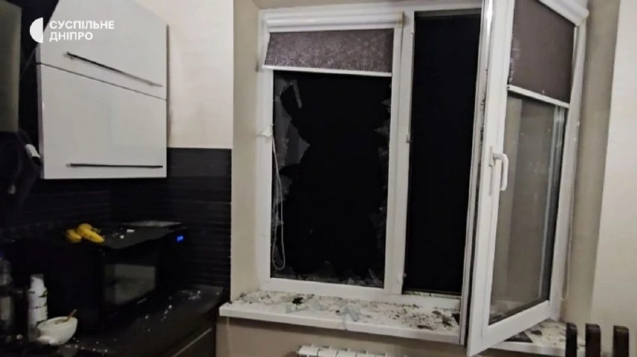 Из-за вражеской атаки БпЛА в Днепре повреждена многоэтажка – СМИ