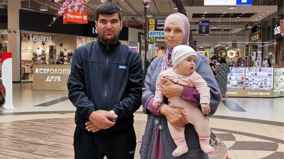 Russians raid homes of Crimean Tatars and take four women to FSB in Simferopol