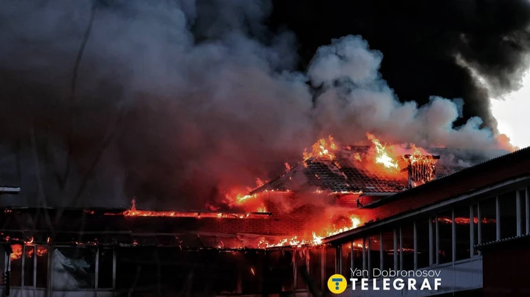 У Броварах росіяни пошкодили склади українських брендів одягу