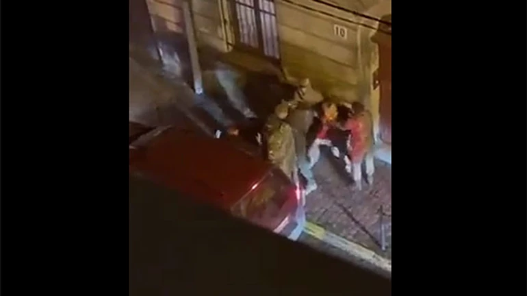 Заштовхали перехожого в авто і образили жінку: ТЦК розслідує черговий конфлікт з військовими  