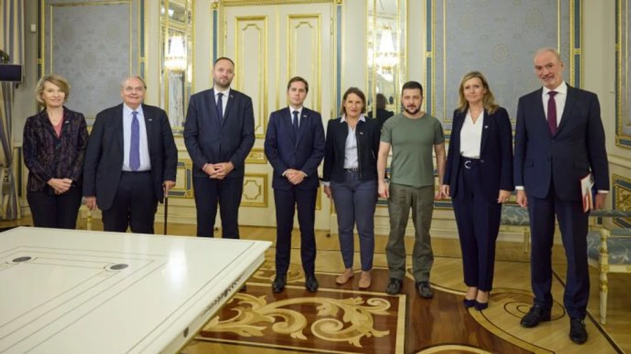 Зеленський закликав парламент Франції визнати Росію спонсором тероризму