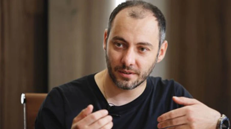 Как работает зерновой коридор, сколько зарабатывают на горючем в Украине и что будет с Кабмином. Интервью с министром инфраструктуры Кубраковым