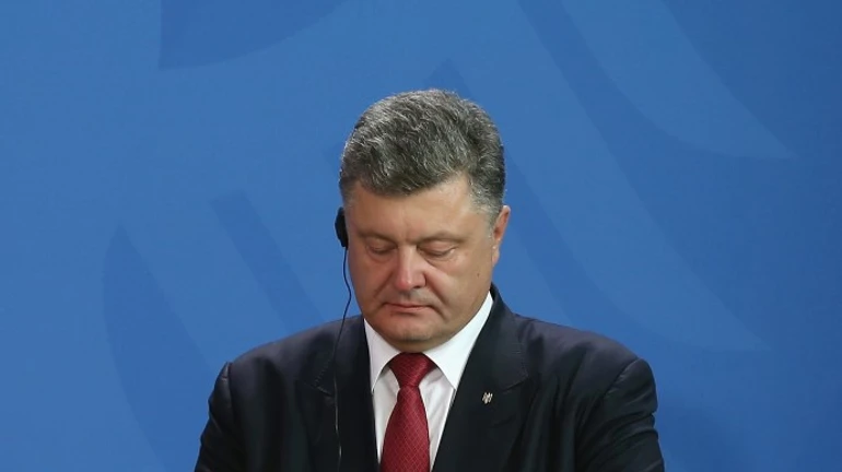 У Зеленского объяснили, почему каналы Порошенко убрали из эфира. На Эспрессо ответили