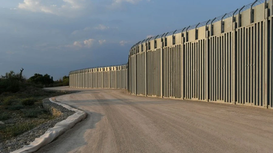 Греція завершила будівництво огорожі на кордоні з Туреччиною