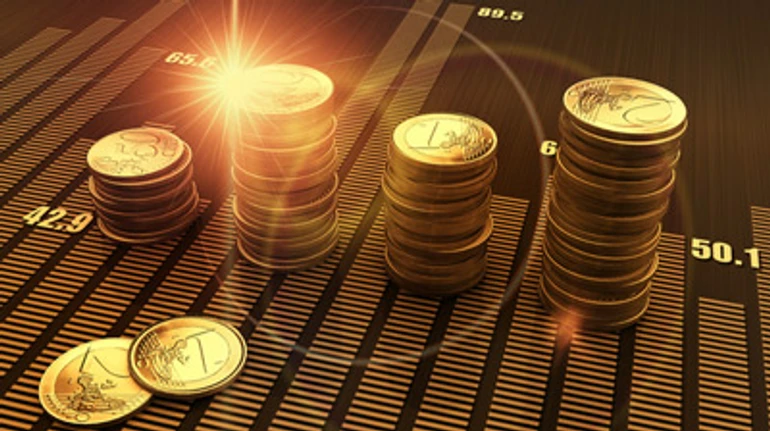 Стартовые сбережения: куда инвестировать 5-10 тысяч долларов