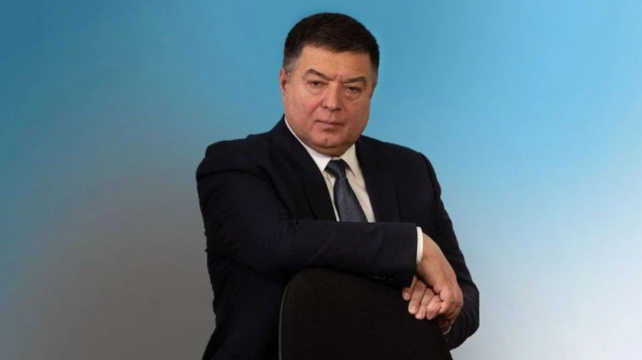 Отстранение главы КС: Офис генпрокурора объяснил законность указа, ОП требует наказать сайт КС