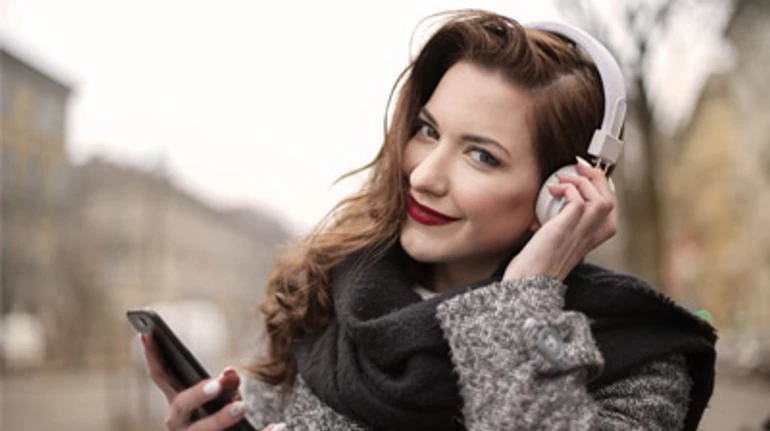 Вы все слышали? Новый проект Вакарчука, Михалок в Чернобыле и другие новые украинские песни ноября