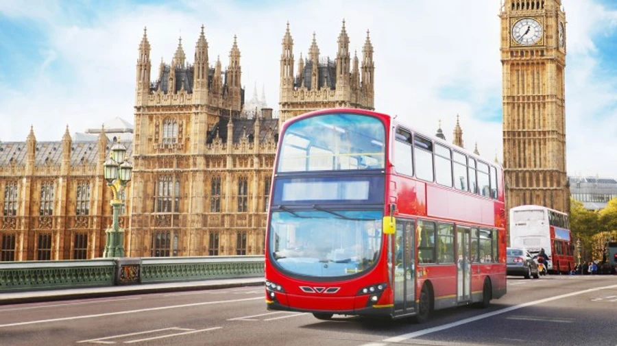 Британца оштрафовали на $2 тысячи за проезд без маски в транспорте