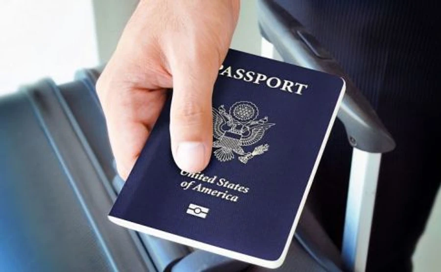 США відмовляють у в'їзді майже кожному другому українцю