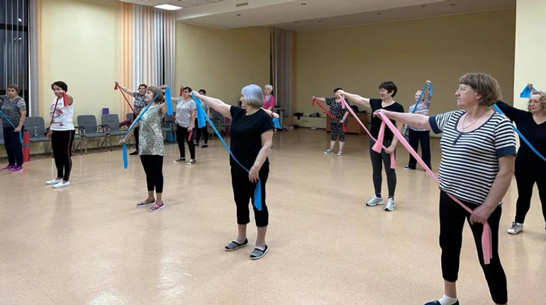 Як не загубити себе з виходом на пенсію: досвіди жінок, які знайшли нову опору