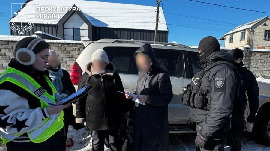 У Києві сімом керівникам ветклінік повідомили про підозри через прискорене оформлення документів