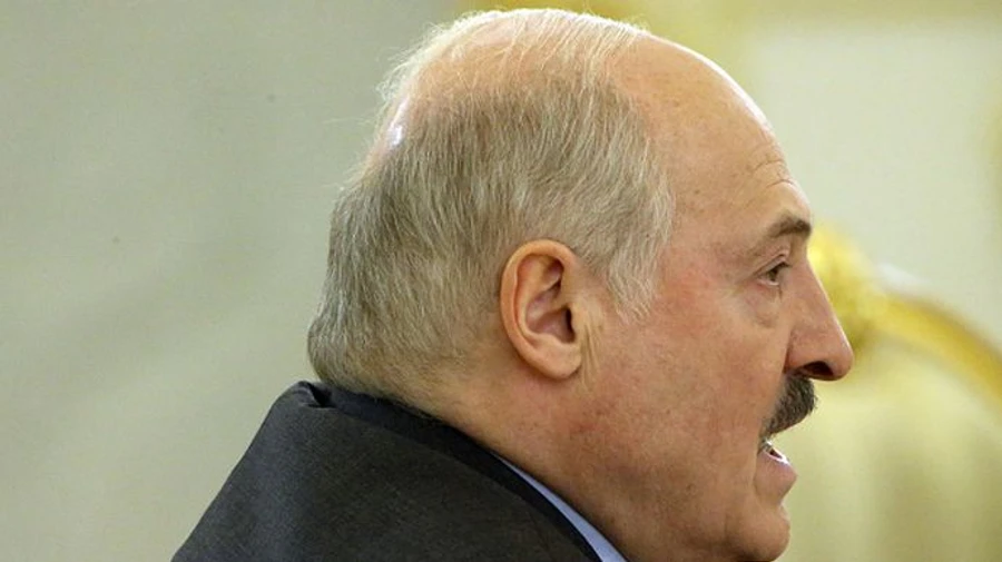 Лукашенко уже рассказывает, что НАТО готовится напасть на Россию через Украину и Беларусь