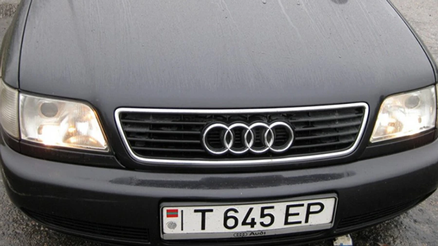 Україна заборонить в'їзд авто на номерах Придністров'я попри прохання Молдови