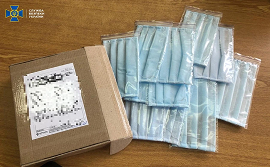 СБУ помешала вывезти тысячи масок из Украины