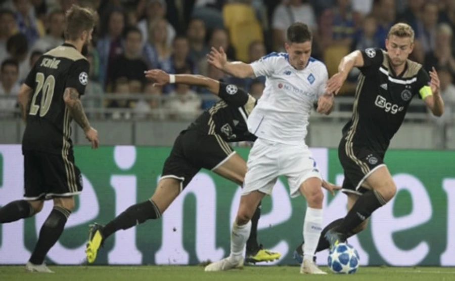 Динамо не проходит Аякс и вылетает из Лиги Чемпионов