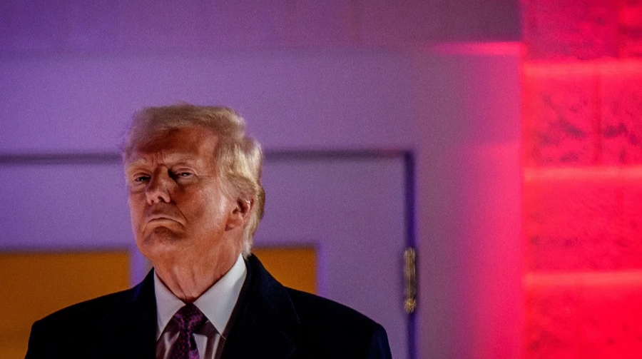 У Чернігові сквер Казка перейменували на честь Трампа