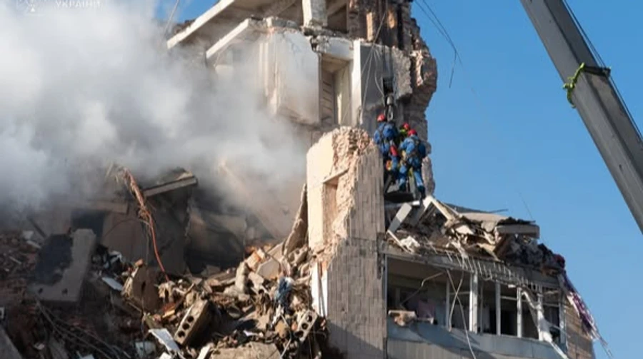 Young man pulled alive from under rubble in Ternopil