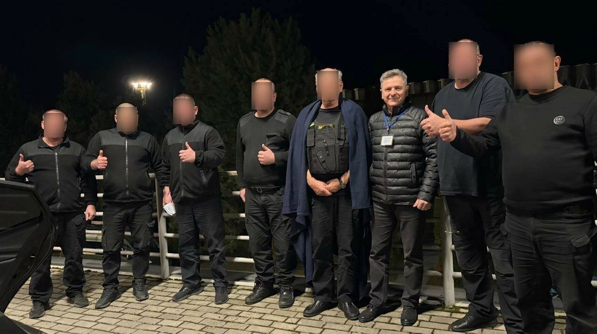Hungarian security services gave forced injection to Ukrainian cash-in-transit guard, The Guardian says