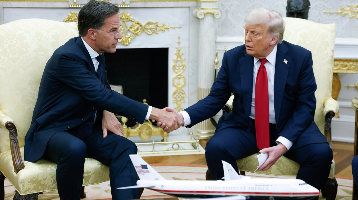 Рютте їде до США на тлі погроз Трампа вийти з НАТО