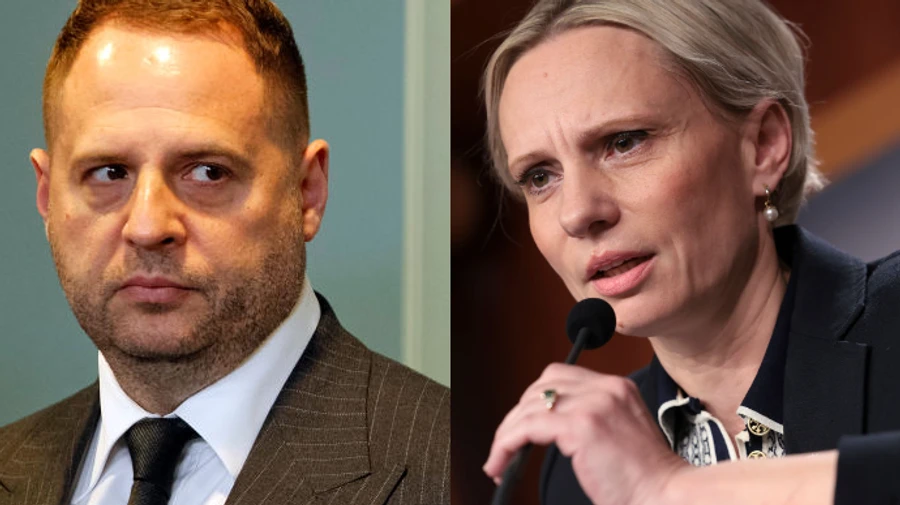 Congresswoman Spartz calls on Yermak to resign