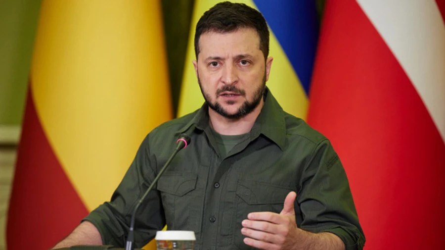 Не давайте окупантам свої дані, їх збирають для фальсифікації референдумів – Зеленський