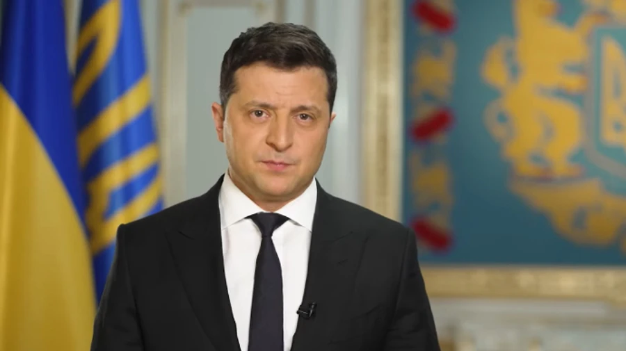 Зеленський у зверненні запевнив, що все під контролем: закликав олігархів повернутися