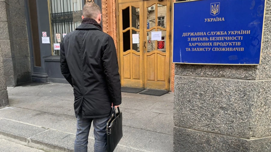 Чиновники закупили вакцину від неіснуючої епідемії ящуру: збитки 30 мільйонів