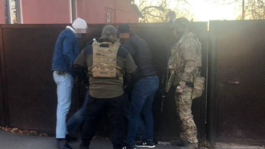 СБУ задержала агента спецслужб РФ: собирал данные о военных объектах Харьковщины