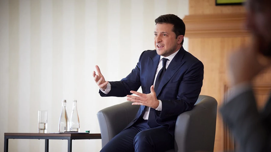 На Донбасі планується побудувати ще два аеропорти – Зеленський