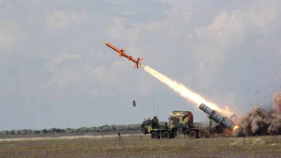 В Минобороны снова обещают передачу ракетных комплексов Нептун