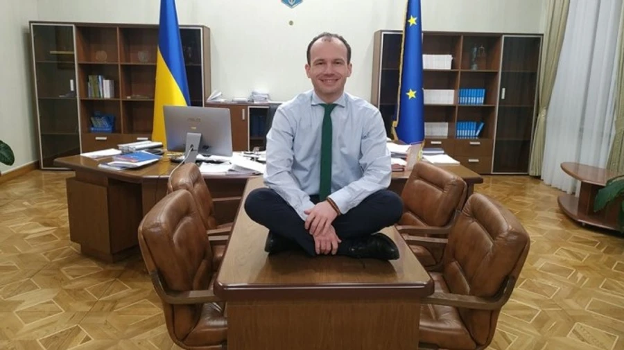 Мешканці платних камер у СІЗО вже сплатили більше ста тисяч гривень – міністр