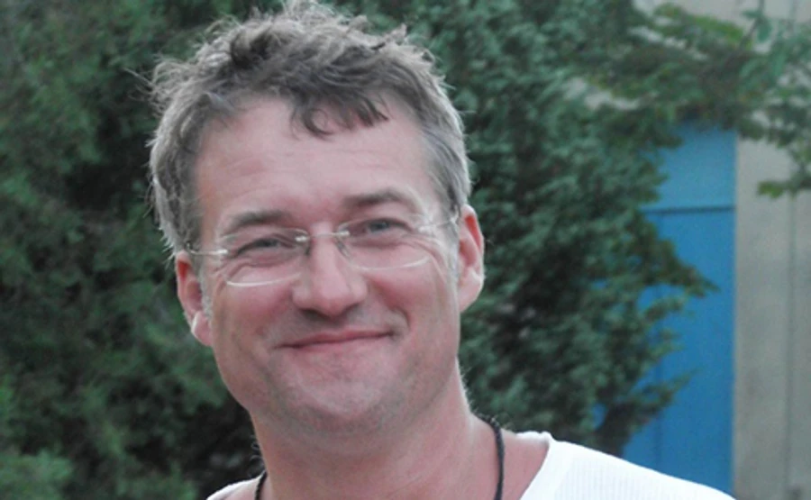 Виробник гармат продавав старі стволи як нові й купував ліхтарі у 47 разів дорожче