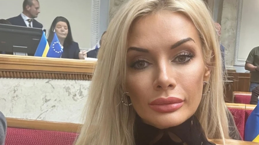 Нардепка-слуга Кормишкіна написала заяву про складання депутатського мандату