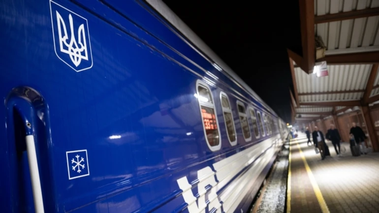 В Киевской области из-за повреждения железной дороги отменили ряд пригородных и региональных рейсов