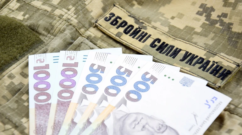 Чи мають рідні звільненого з полону бійця повернути виплачену посмертну допомогу? Відповів омбудсмен