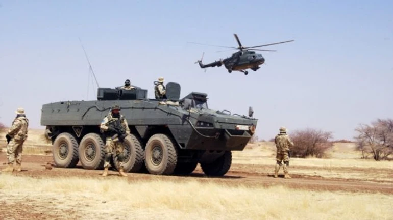 Украина договорилась с Польшей о покупке 200 БТР Rosomak – Зеленский