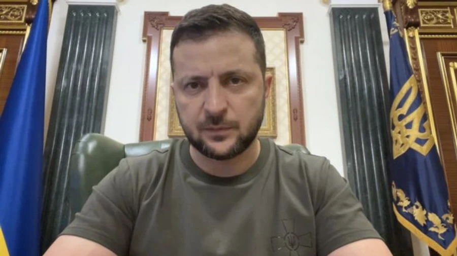 Після вибухів у Криму Зеленський звернувся до наших людей на окупованих територіях