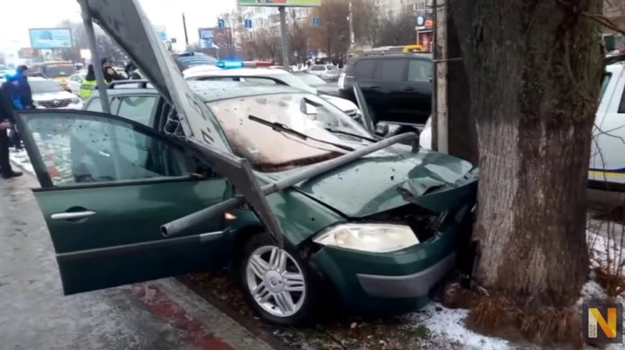 Умерла женщина, которую на переходе сбил подросток