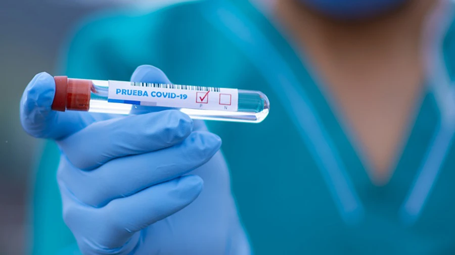 В Нидерландах впервые с июля более 10 тысяч случаев заражения в сутки