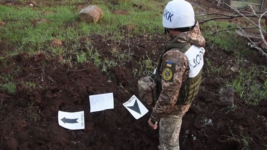 Російські окупанти обстріляли житлові будинки на Донеччині