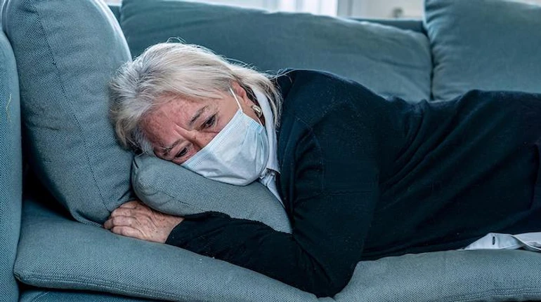 Депресія і паніка після COVID-19: у чому причина та як собі допомогти. Бесіда з неврологом